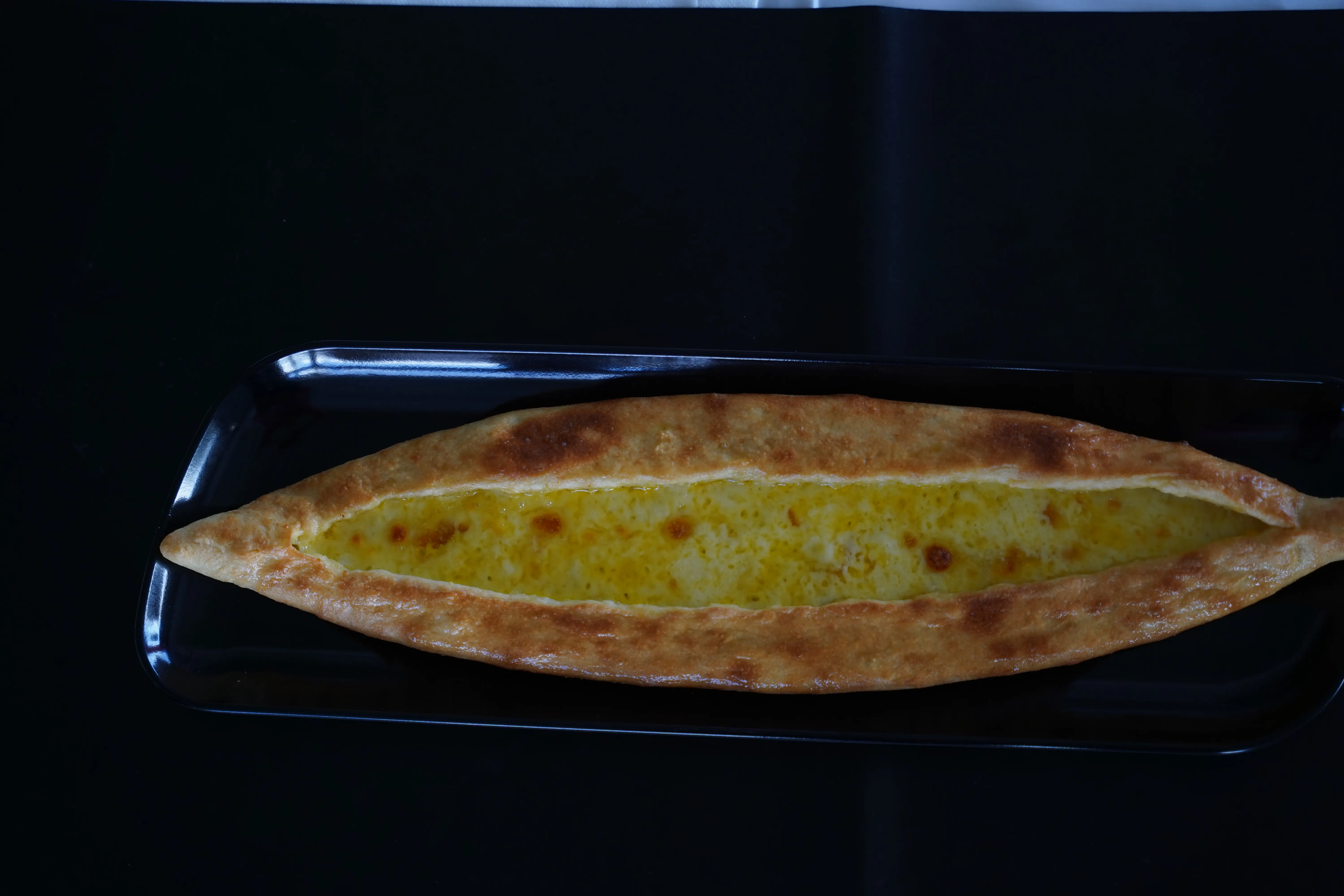 Trabzon Peynirli Uzun Pide